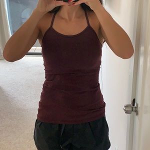 Lululemon power Y tank in Bordeaux